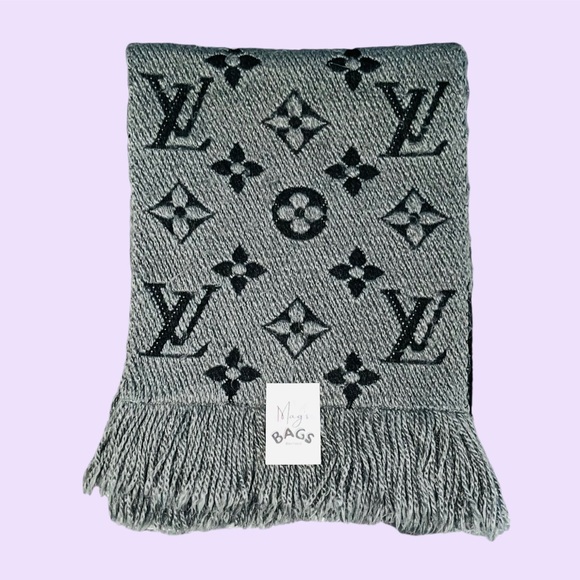 Louis Vuitton: LV Logo Logomania Fringe Scarf (Grey) - Picture 1 of 16